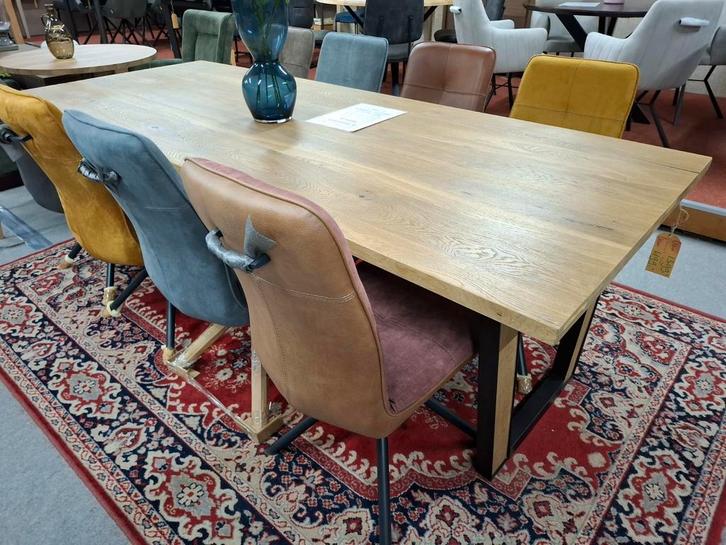 Nieuwe tafel 250 x 100 cm. eiken, zwart metaal Denmark Xooon, Huis en Inrichting, Tafels | Eettafels, Nieuw, 100 tot 150 cm, 200 cm of meer