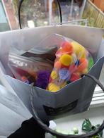 Tas vol Knutselspullen, Ophalen, Materiaal