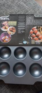 GUSTA KITCHEN 12 OLIEBOLLEN BAKPLAAT OVEN NIEUW, Ophalen of Verzenden, Nieuw, Bakvorm