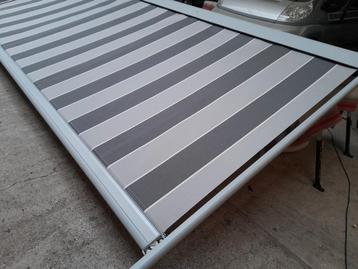 pergola zonnescherm weinor op 2 staanders 505 x 310.  beschikbaar voor biedingen