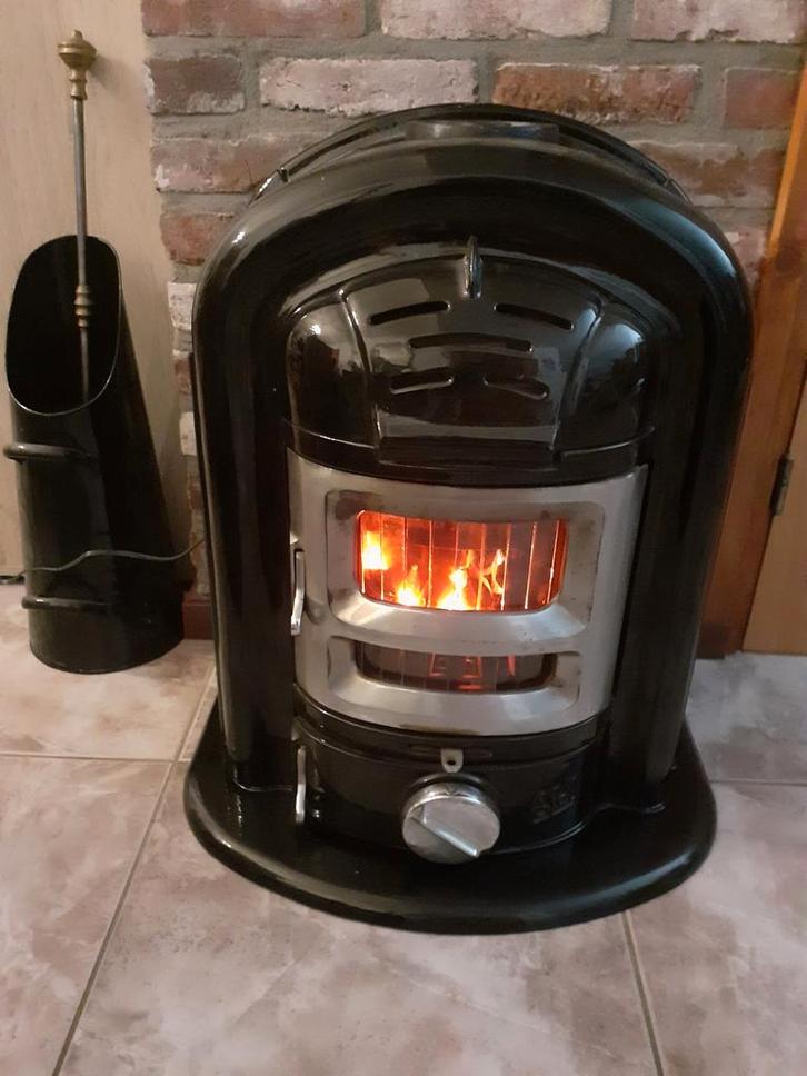Nostaligisch oud sierkolenkacheltje.H;65,Br.55,D;45, Huis en Inrichting, Kachels, Gebruikt, Ophalen