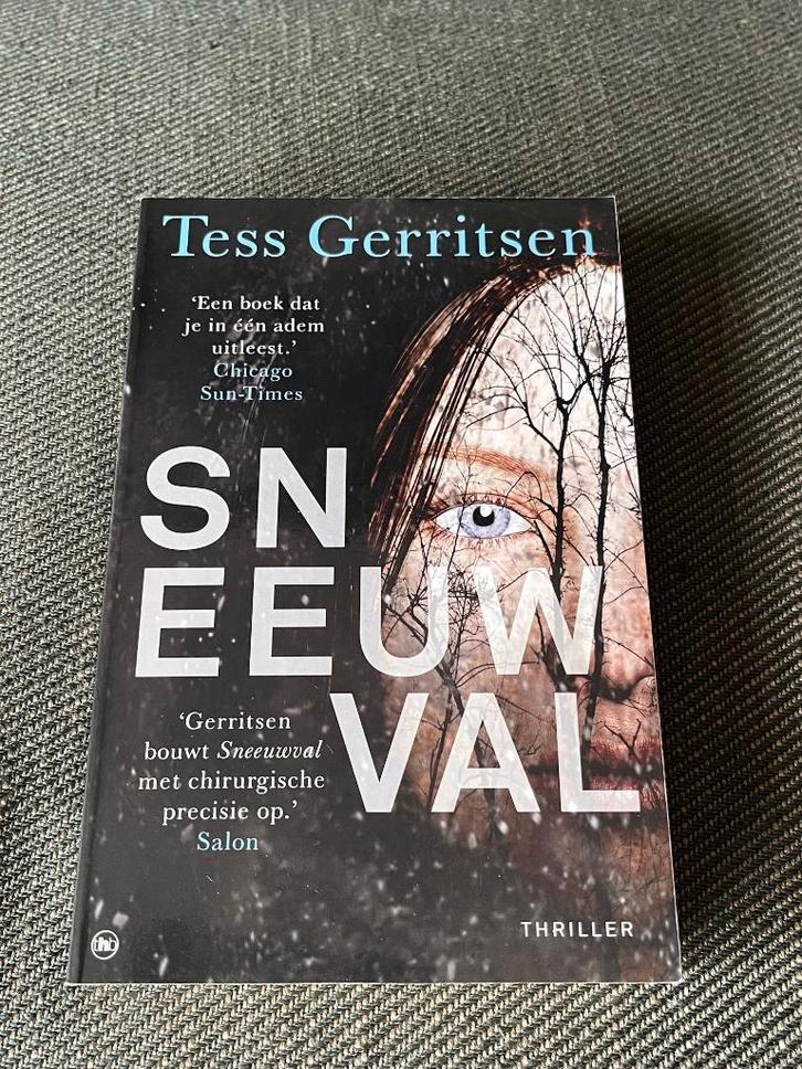 Tess Gerritsen - Sneeuwval., Boeken, Thrillers, Zo goed als nieuw, Ophalen of Verzenden