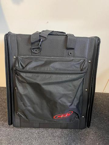 Flightbag / flightcase beschikbaar voor biedingen