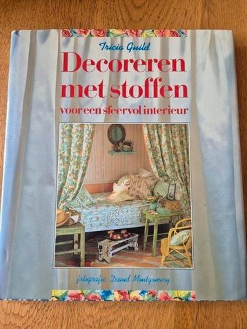 Guild - Decoreren met stoffen sfeervol interieur beschikbaar voor biedingen