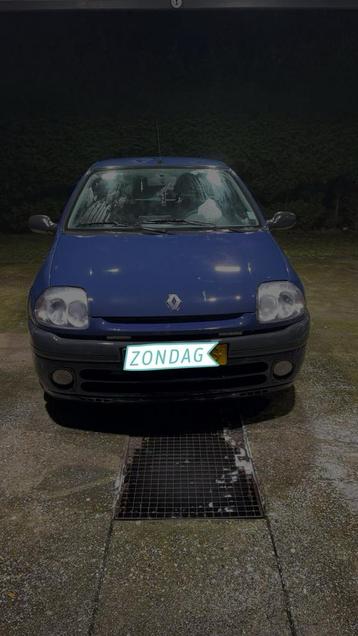 Clio 2 koplampen te koop beschikbaar voor biedingen