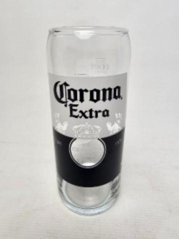 # Corona Extra bierglas glas 33 cl We hebben meerdere glazen beschikbaar voor biedingen