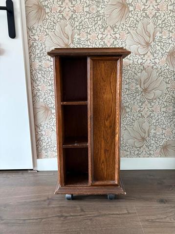 Houten kastje - Cd- en Dvd toren - 38x38x79,5 cm beschikbaar voor biedingen