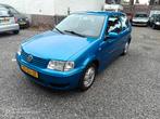 Volkswagen Polo 1.4 NWE KOPPELING,APK, Auto's, Voorwielaandrijving, 31 €/maand, 4 cilinders, Origineel Nederlands