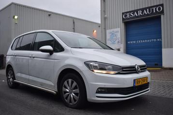 Volkswagen Touran 2.0 TDI SCR AUTOMAAT 6-TRAPS / 121 DKM beschikbaar voor biedingen