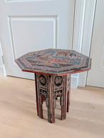 Bijzettafel tafeltje hand geschilderd Birma Aziatisch, Minder dan 45 cm, Minder dan 55 cm, Rond, Ophalen of Verzenden