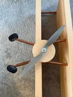 Boekenplank in vliegtuig vorm, Huis en Inrichting, Woonaccessoires | Klokken, Ophalen, Zo goed als nieuw