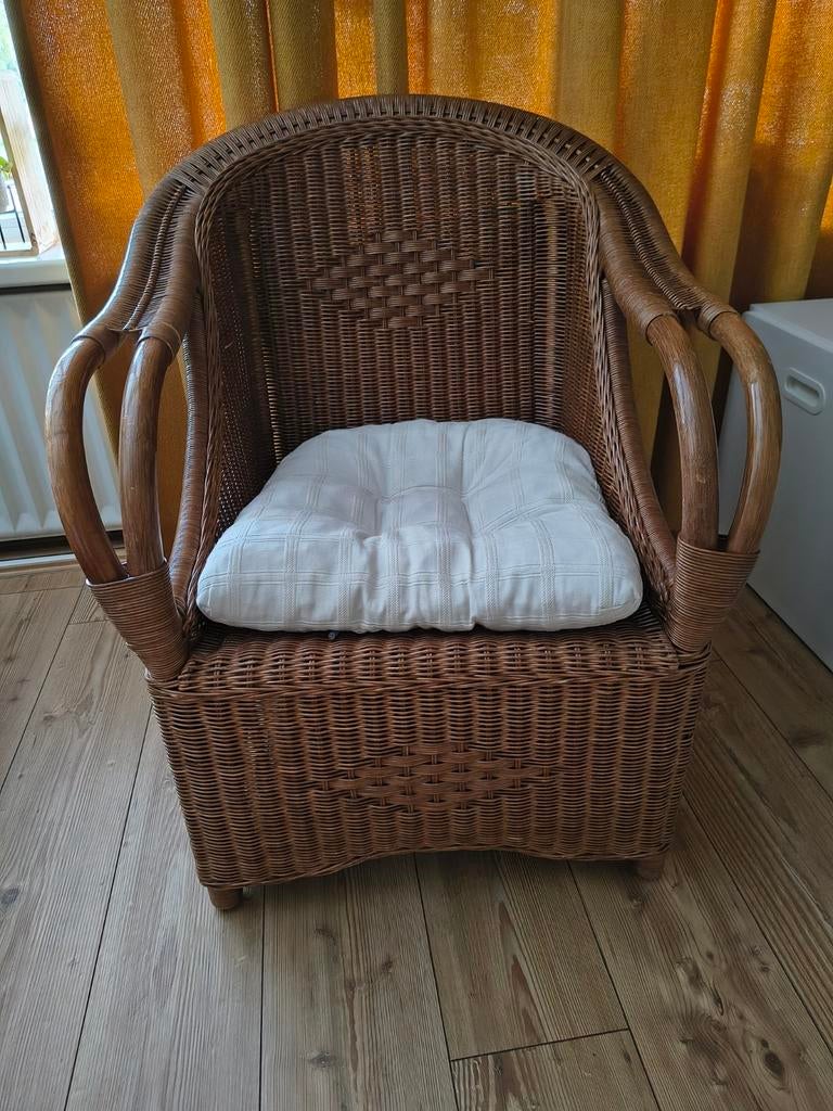 Stevige Rotanstoel, Huis en Inrichting, Stoelen, Gebruikt, Ophalen