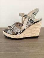 Nieuw! Hogan wedges maat 40 nieuwprijs was €365, Ophalen of Verzenden, Nieuw, Sneakers of Gympen