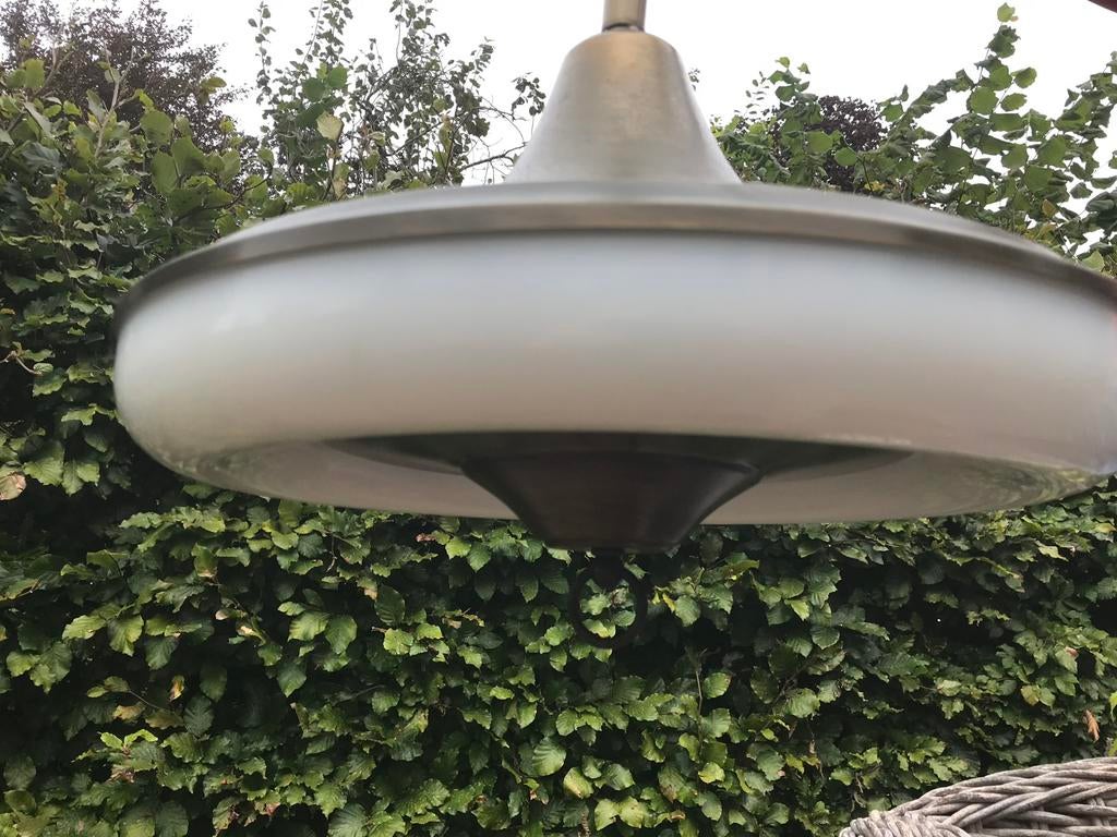 Vintage hanglamp Massive UFO / spage age diameter 50 cm, Huis en Inrichting, Lampen | Hanglampen, Gebruikt, Minder dan 50 cm, Kunststof