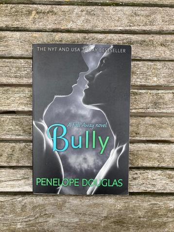 Boek "Bully"     Penelope Douglas    ENGELS  beschikbaar voor biedingen