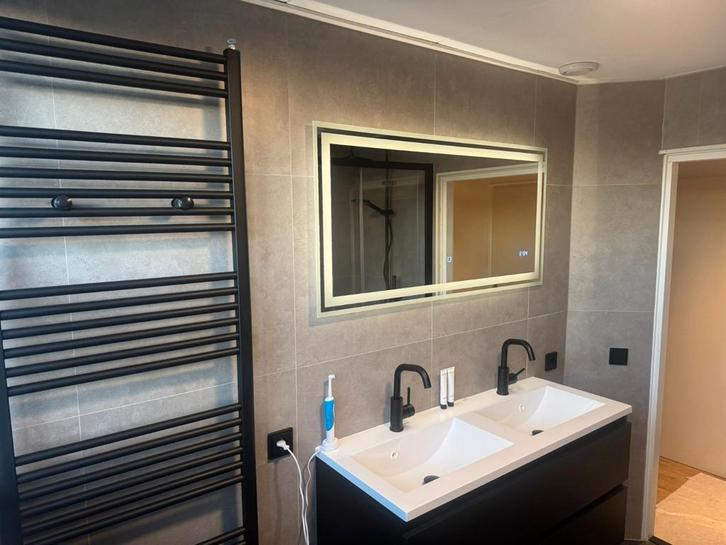 Timmerwerk onderhoud  badkamer renovatie/tegelzetter, Diensten en Vakmensen, Klussers en Klusbedrijven