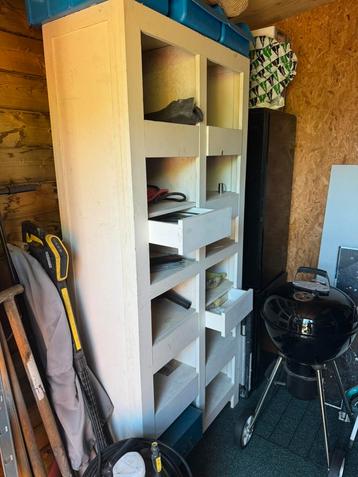 Houten ladenkast. Gratis afhalen