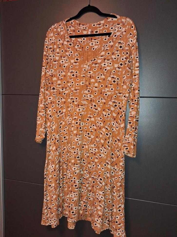 Blutsgeschwister Jurk XXL Okergeel - Met klein defect, Kleding | Dames, Jurken, Zo goed als nieuw, Maat 46/48 (XL) of groter, Geel