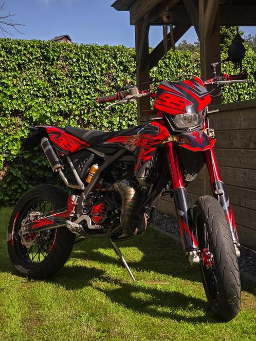 Fantic XM50 Competition Custom 2021, Fietsen en Brommers, Brommers | Derbi, Zo goed als nieuw, Maximaal 45 km/u, Ophalen