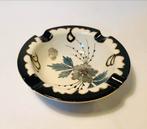 Prachtige asbak, schaaltje Flora Gouda Plateel, Antiek en Kunst, Antiek | Keramiek en Aardewerk, Ophalen of Verzenden
