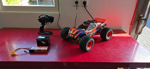 Traxxas rustler 4x4 vxl dikke upgrades met gratis powerpack!, Hobby en Vrije tijd, Modelbouw | Radiografisch | Auto's, Zo goed als nieuw