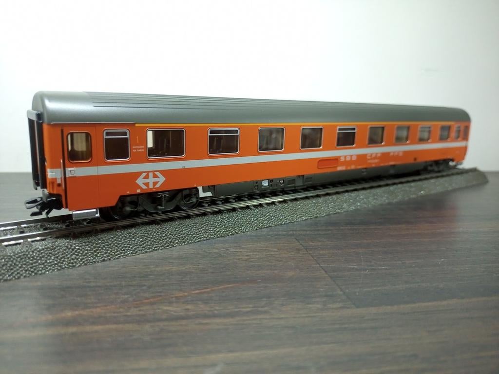 Marklin 43340 -1 Eurofima pass. car 1st class.New in box., Hobby en Vrije tijd, Modeltreinen | H0, Wisselstroom, Ophalen of Verzenden