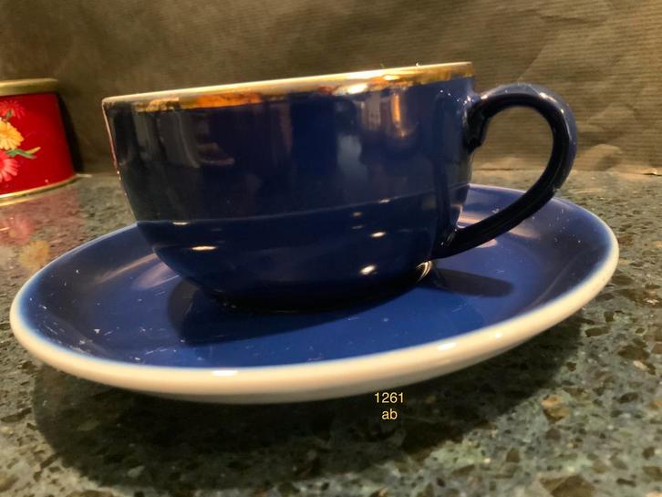 Mitterteich Bavaria GermanyTea Cup and Saucer, Huis en Inrichting, Keuken | Servies, Zo goed als nieuw, Overige stijlen, Porselein