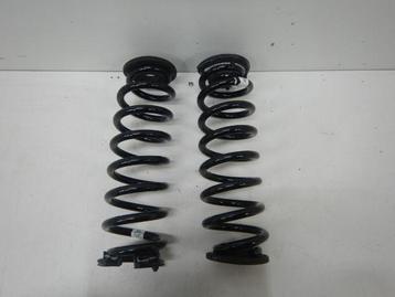 VW Tiguan 571 Hybride Veren Set Achterzijde Links+Rechts 5QS beschikbaar voor biedingen
