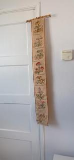 Antiek/Vintage Schellekoord - Geborduurd met Bloemmotief

€ , Ophalen of Verzenden