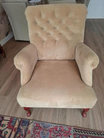 stoel beige beschikbaar voor biedingen