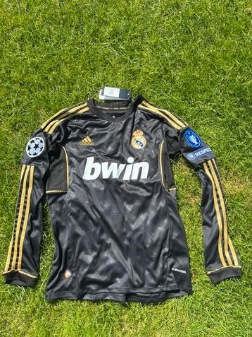 Real Madrid uitshirt 2011/2012 Ronaldo 7 maat S beschikbaar voor biedingen