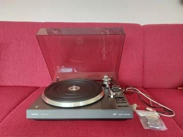 Prima Philips 867 Electronic Direct Control met nieuwe naald beschikbaar voor biedingen