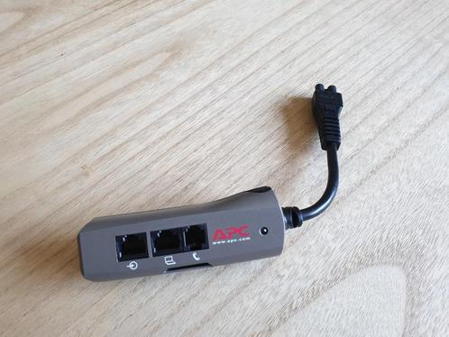 APC Mobile Notebook Surge Protector Laptop Computers, Computers en Software, Windows Laptops, Zo goed als nieuw, Ophalen of Verzenden