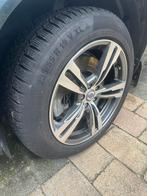 Volvo Velgen 19 inch met Winterbanden 235/55/19, Auto-onderdelen, Banden en Velgen, 19 inch, Gebruikt, Velg(en), 235 mm
