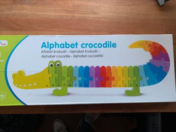 Alphabet crocodile / houten krokodil