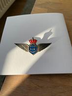 KLM Junior Stewardess Speldje - Vintage Collectible, Ophalen