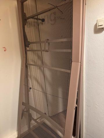 Bed lang 200 breed 90 met maatras of zonder beschikbaar voor biedingen