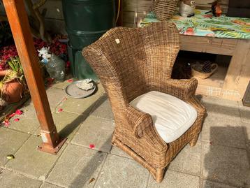 Mooie rieten/rattan kinderstoel van Riviera Maison + kussen. beschikbaar voor biedingen