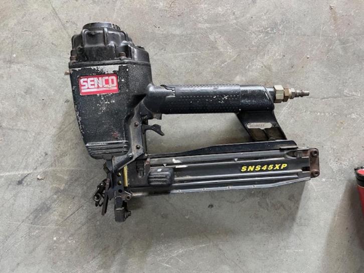 Senco pneumatische Tacker, Doe-het-zelf en Verbouw, Gereedschap | Handgereedschap, Zo goed als nieuw, Ophalen