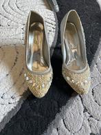 Glitter Pumps met Sierstenen, Ophalen, Gedragen, Wit, Pumps
