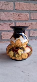 Antieke plateel vaas Arnhem, Ophalen of Verzenden