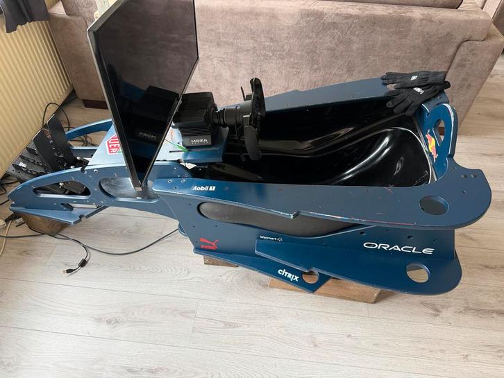 Complete sim setup Formula cockpit met Moza R5 bundle, Spelcomputers en Games, Spelcomputers | Overige, Zo goed als nieuw, Ophalen