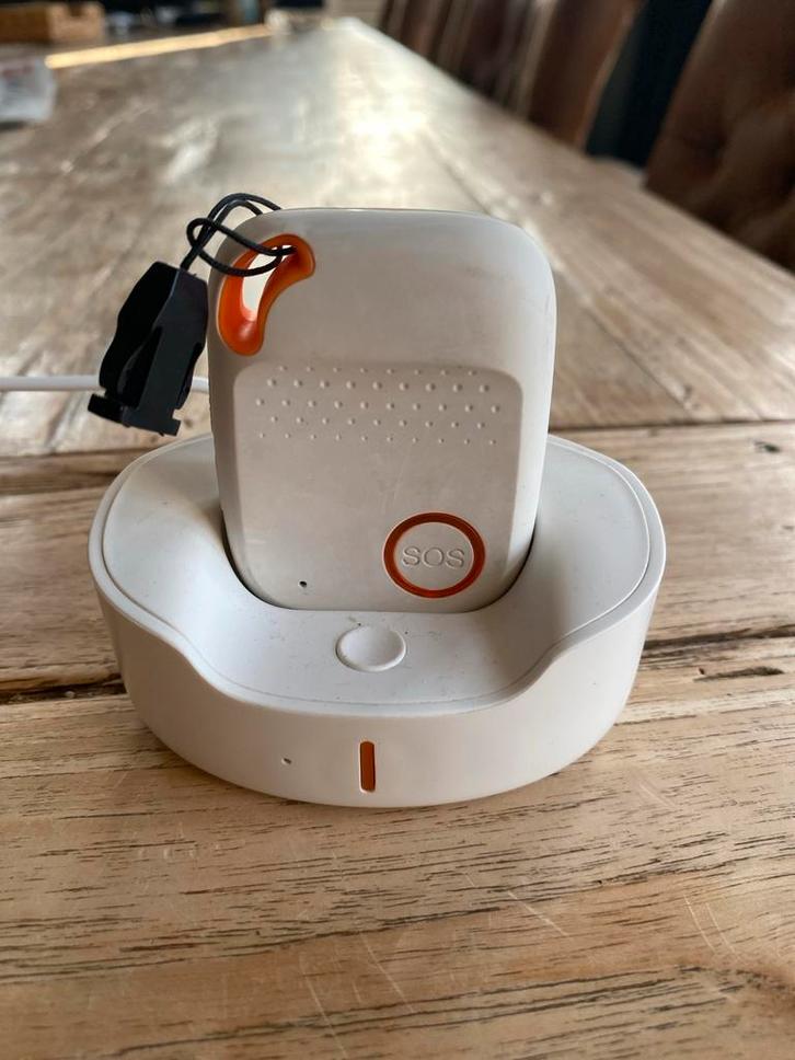 Wuzzi Navi Persoonsalarm Tracker, Diversen, Verpleegmiddelen, Zo goed als nieuw, Ophalen of Verzenden