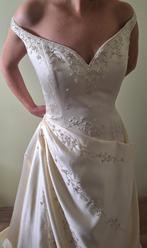 Trouwjurk Pronovias maat 42/L, Ophalen of Verzenden, Zo goed als nieuw, Trouwjurk