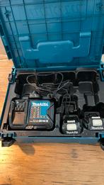 Makita lader DC10SB met 2 accus (12v 2.0ah) in mbox, Doe-het-zelf en Verbouw, Gereedschap | Boormachines, Ophalen, Zo goed als nieuw