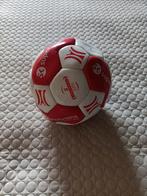 Nog een nieuwe bal, Ophalen of Verzenden, Nieuw, Buitenlandse clubs