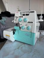 Toyota overlock machine Bijna Nieuwe, Hobby en Vrije tijd, Naaimachines en Toebehoren, Ophalen of Verzenden, Zo goed als nieuw