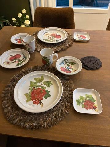 Portmerion Pomona 2delig servies “godin van de vruchten” beschikbaar voor biedingen