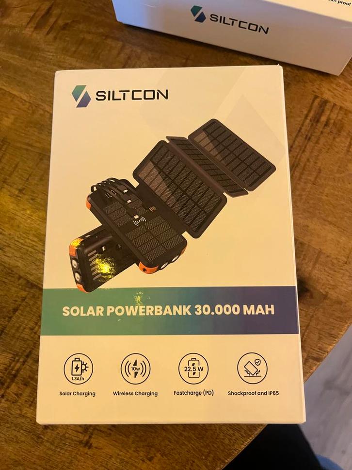 Siltcon Powerbank 30.000mAh - Nieuw in doos!, Telecommunicatie, Powerbanks, Nieuw, Ophalen