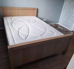 Bed + Matras set (zo goed als nieuw) Nieuwprijs was € 1650, Ophalen, Beige, Tweepersoons, 140 cm